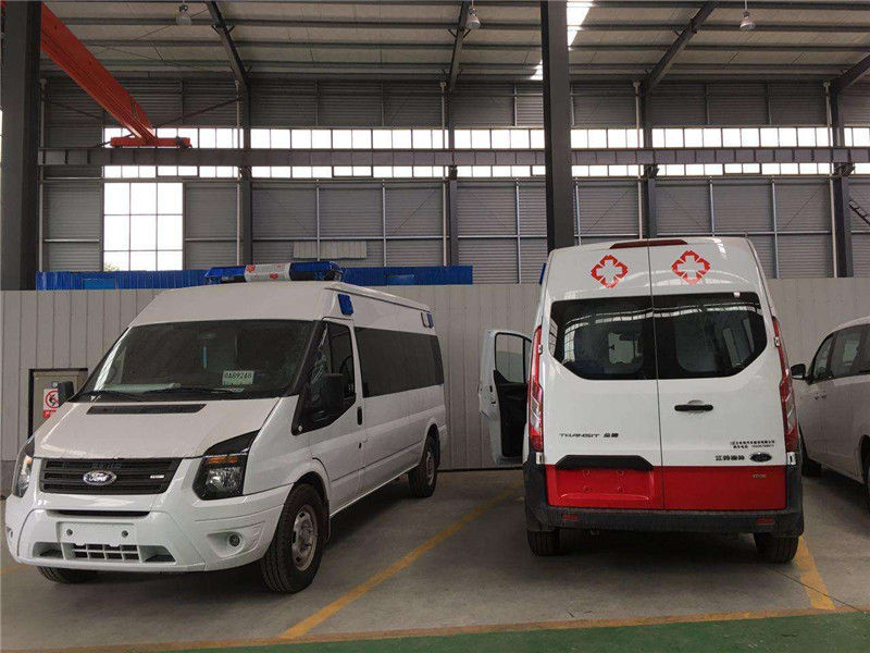 广州救护车厂家跟你聊聊为什么无人避让救护车？01